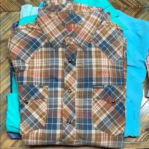 Southern Thread long sleeve pearl snap shirt XL